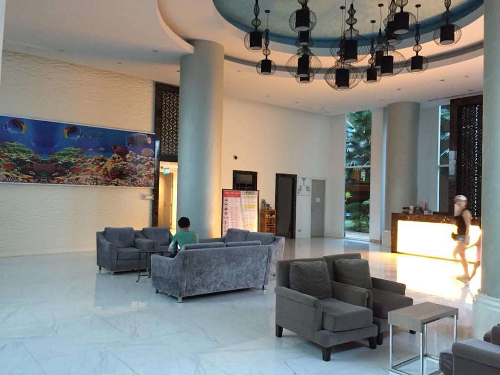 Atlantis Condo Resort Jomtien Tlh Exteriör bild