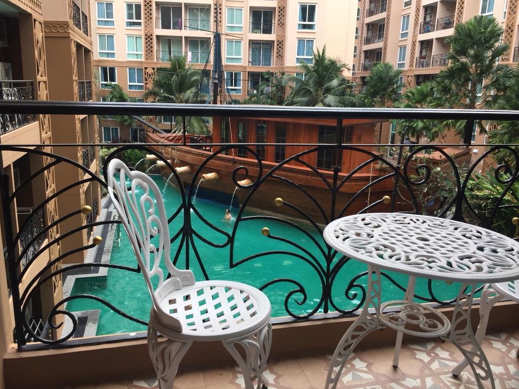 Atlantis Condo Resort Jomtien Tlh Exteriör bild